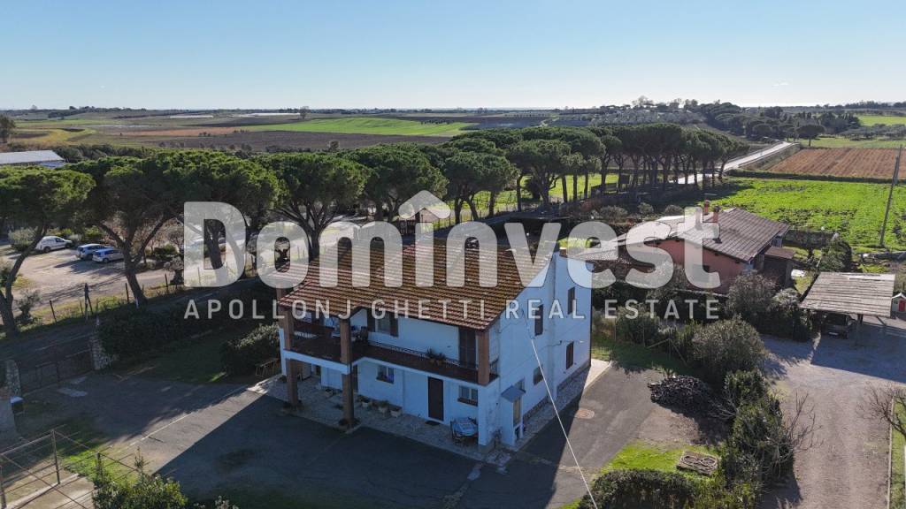 casa indipendente in vendita a Capalbio in zona Selva Nera