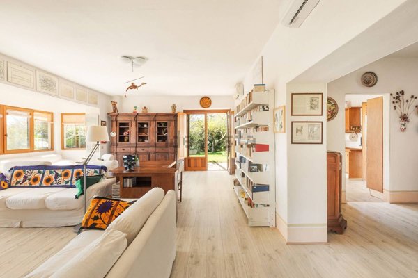casa indipendente in vendita a Capalbio