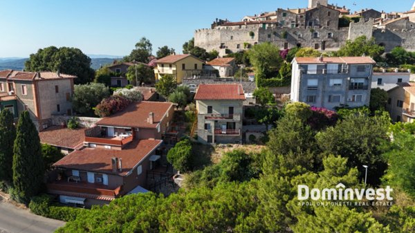 casa indipendente in vendita a Capalbio