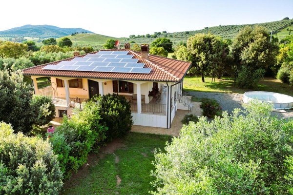 casa indipendente in vendita a Capalbio