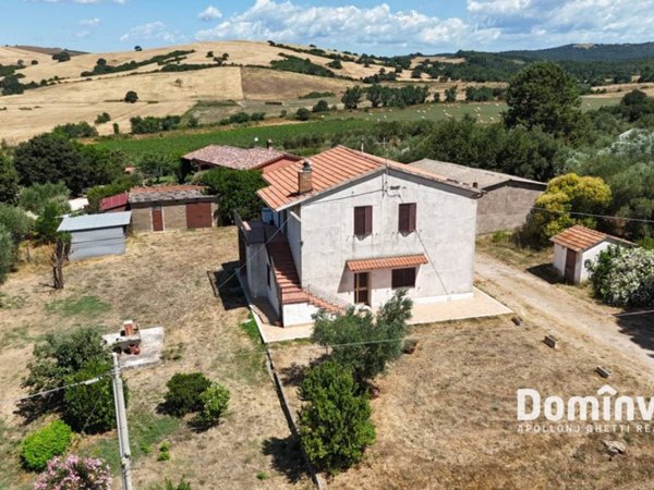casale in vendita a Capalbio in zona Pescia Fiorentina