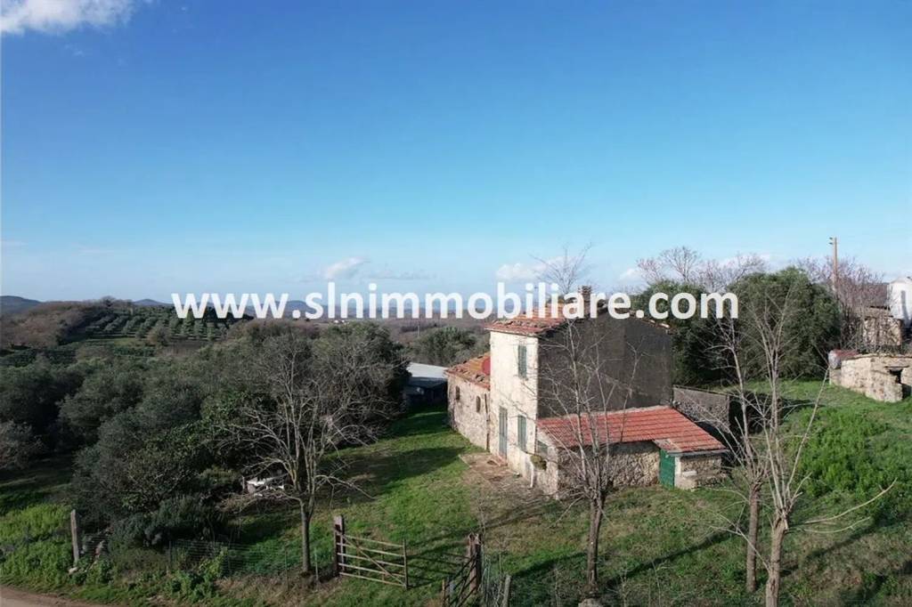 casa indipendente in vendita a Capalbio