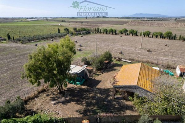 casa indipendente in vendita a Capalbio in zona Borgo Carige