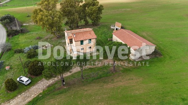 appartamento in vendita a Capalbio in zona Pescia Fiorentina