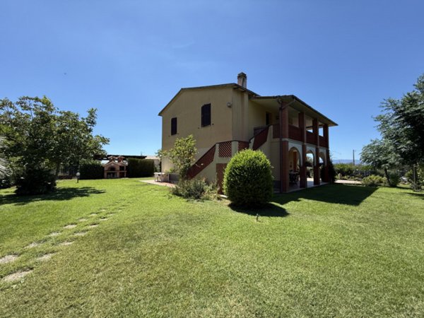 casa indipendente in vendita a Capalbio in zona Borgo Carige