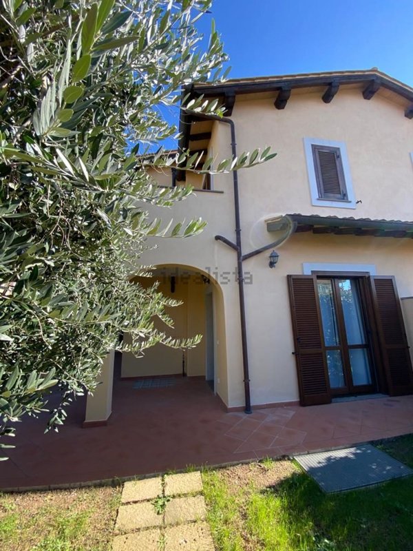 casa indipendente in vendita a Capalbio in zona Borgo Carige