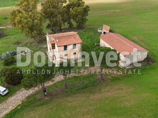 appartamento in vendita a Capalbio in zona Pescia Fiorentina