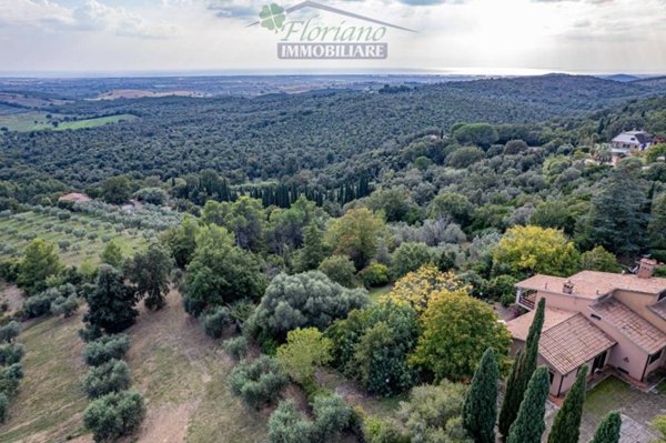 casa indipendente in vendita a Capalbio