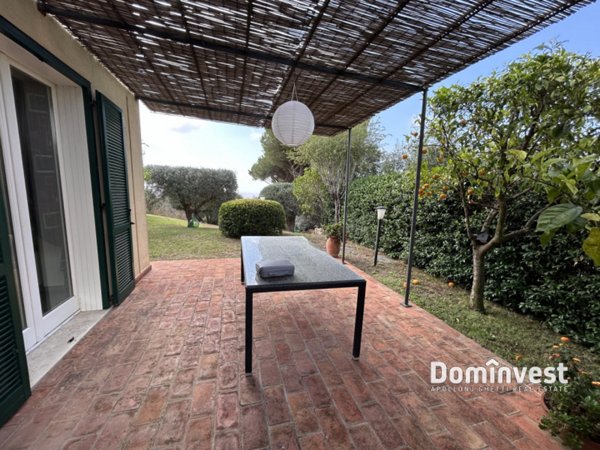 casa indipendente in vendita a Capalbio