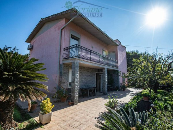 casa indipendente in vendita a Capalbio in zona Borgo Carige