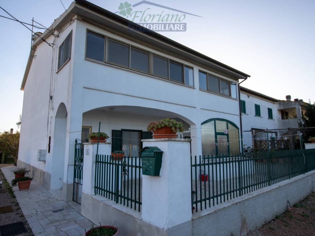 casa indipendente in vendita a Capalbio