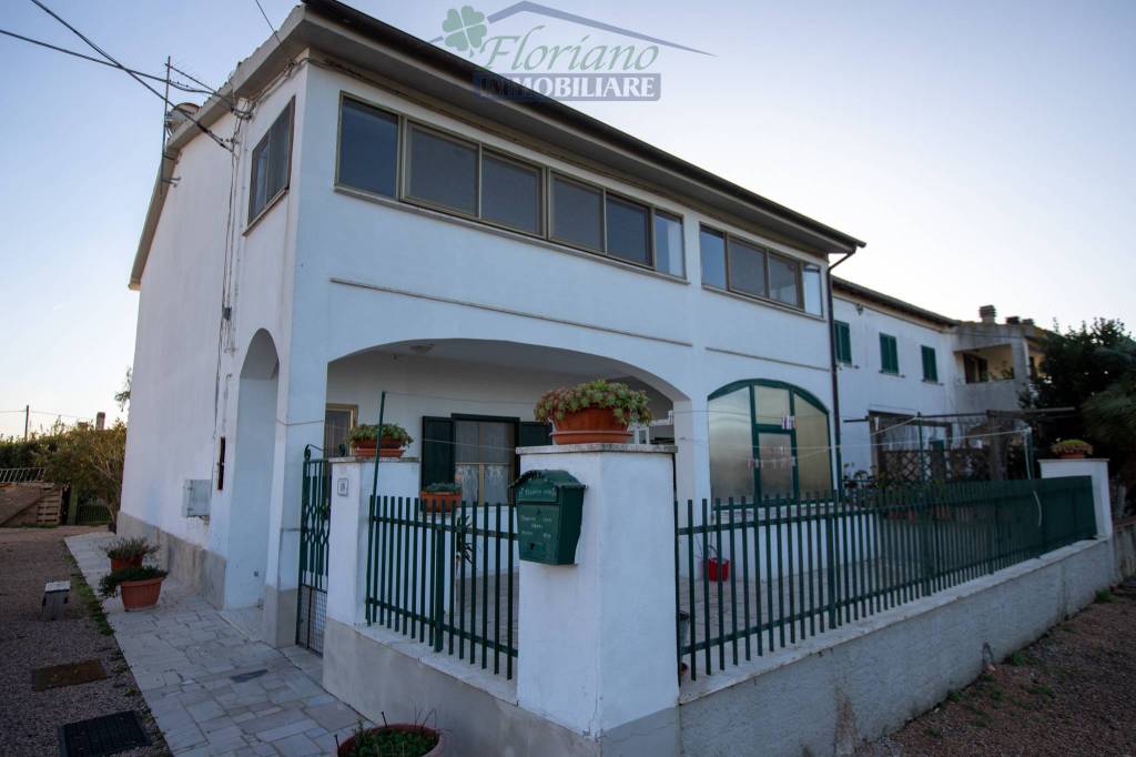 casa indipendente in vendita a Capalbio