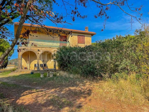 casa indipendente in vendita a Capalbio
