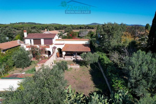 casa indipendente in vendita a Capalbio