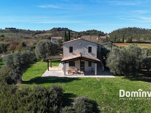 casa indipendente in vendita a Capalbio