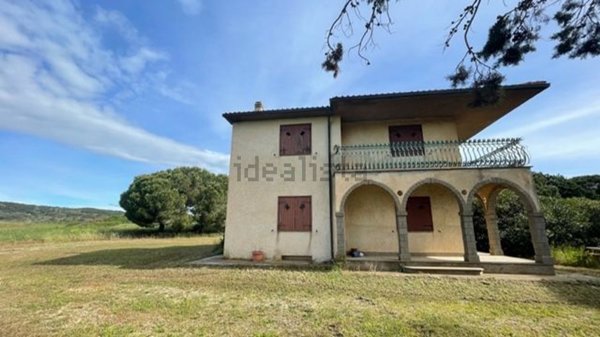 casa indipendente in vendita a Capalbio