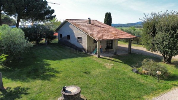 quadrivano in vendita a Capalbio in zona Borgo Carige