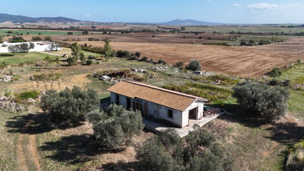 casa indipendente in vendita a Capalbio