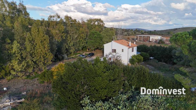 casa indipendente in vendita a Capalbio in zona Pescia Fiorentina
