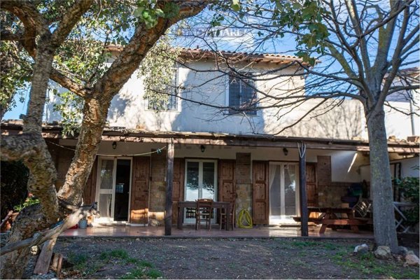 casa indipendente in vendita a Capalbio