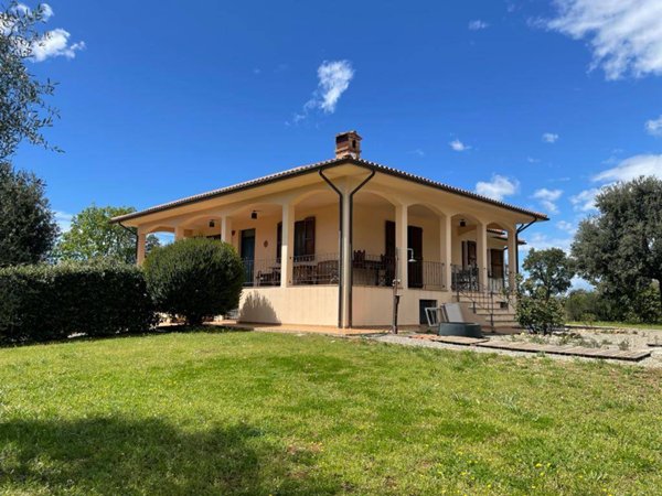 casa indipendente in vendita a Capalbio
