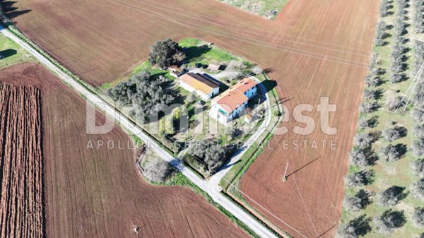 casa indipendente in vendita a Capalbio