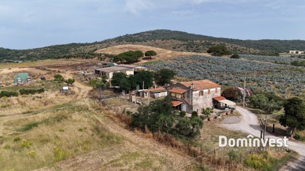 casale in vendita a Capalbio