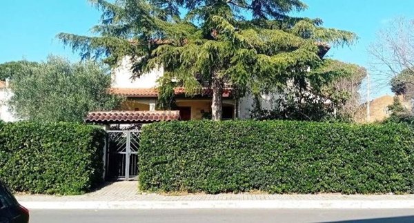 casa indipendente in vendita a Capalbio in zona Borgo Carige