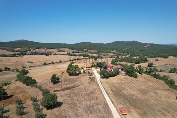 casa indipendente in vendita a Capalbio in zona Carige Alta
