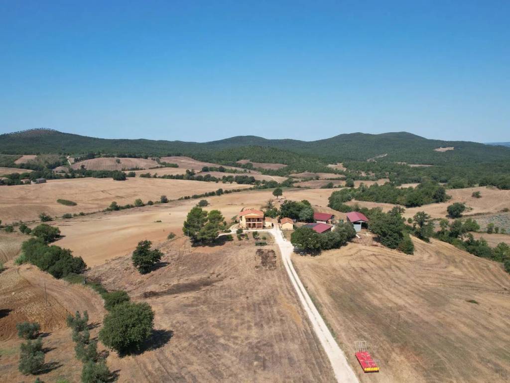 casa indipendente in vendita a Capalbio