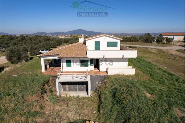 casa indipendente in vendita a Capalbio