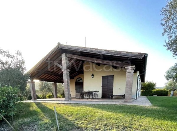 casa indipendente in vendita a Capalbio