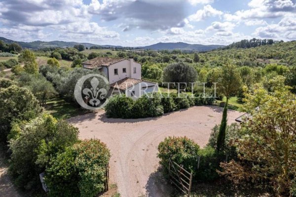 casa indipendente in vendita a Capalbio