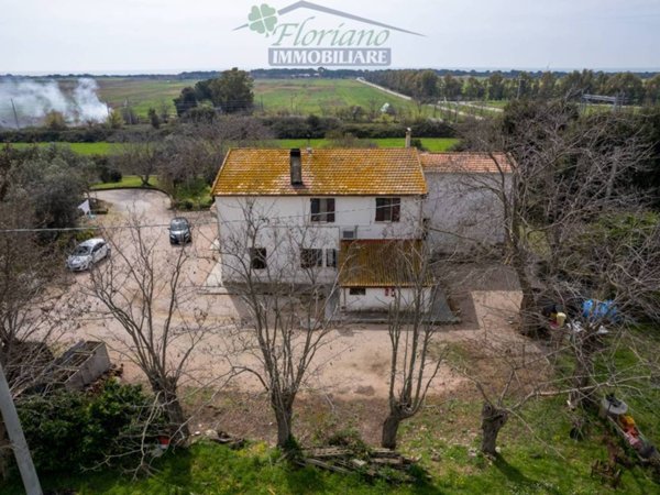 casa indipendente in vendita a Capalbio