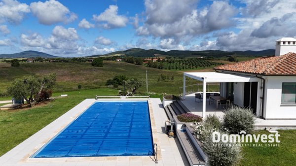 casa indipendente in vendita a Capalbio