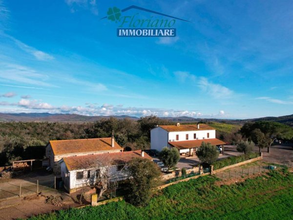 casa indipendente in vendita a Capalbio