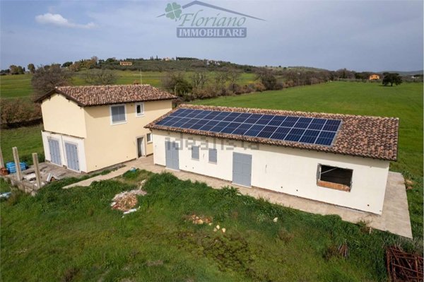 casa indipendente in vendita a Capalbio in zona Pescia Fiorentina