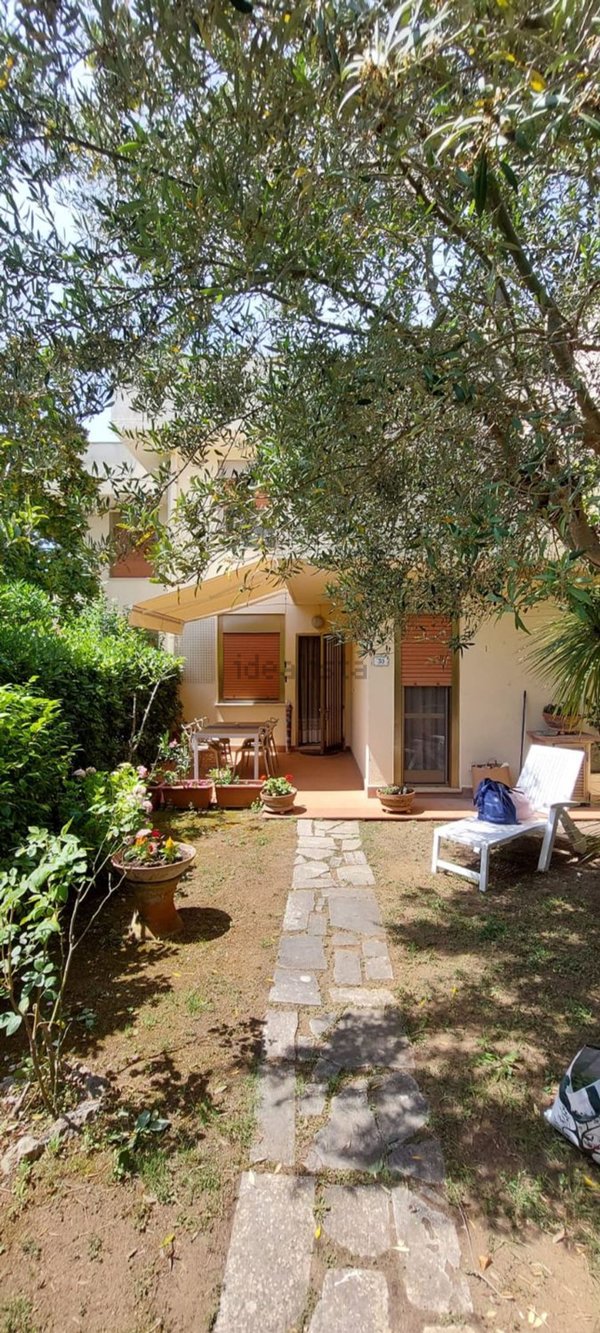 casa indipendente in vendita a Capalbio