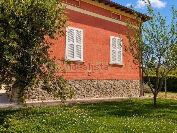 casa indipendente in vendita a Capalbio