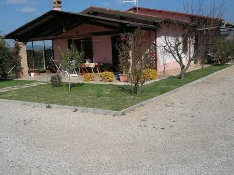 casa indipendente in vendita a Capalbio
