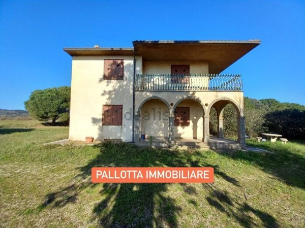casa indipendente in vendita a Capalbio