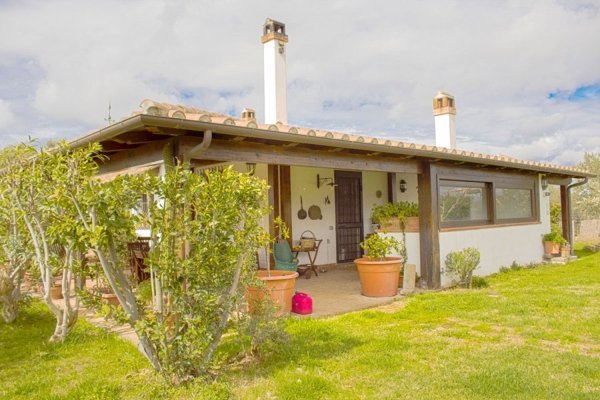casa indipendente in vendita a Capalbio in zona Selva Nera