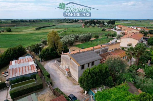 casa indipendente in vendita a Capalbio
