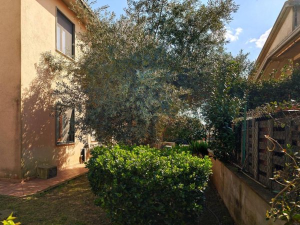 appartamento in vendita a Capalbio in zona Borgo Carige