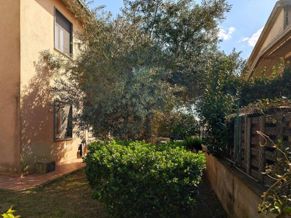appartamento in vendita a Capalbio in zona Borgo Carige