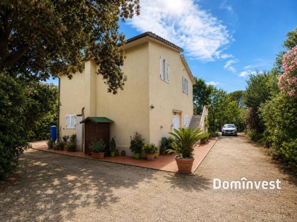 casa indipendente in vendita a Capalbio in zona Selva Nera