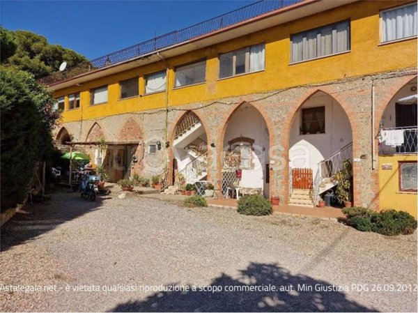 casa indipendente in vendita a Capalbio in zona La Torba