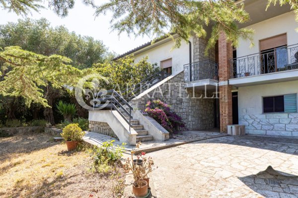 casa indipendente in vendita a Capalbio