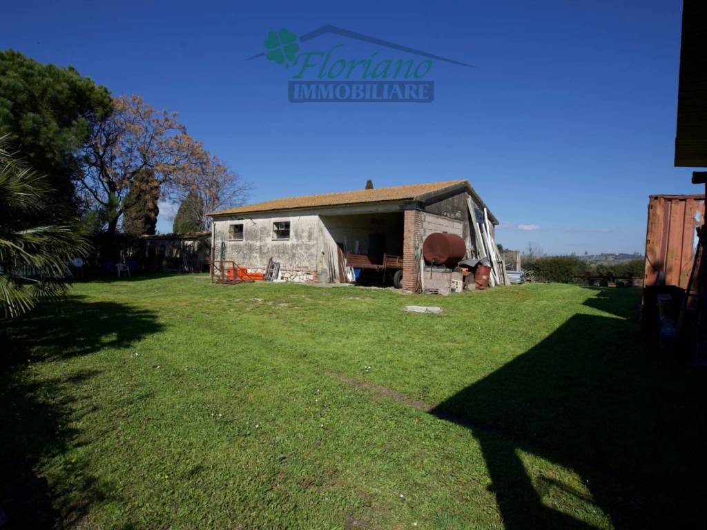 casa indipendente in vendita a Capalbio