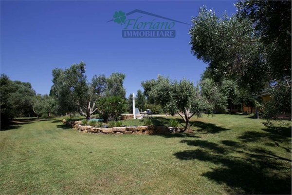 casa indipendente in vendita a Capalbio